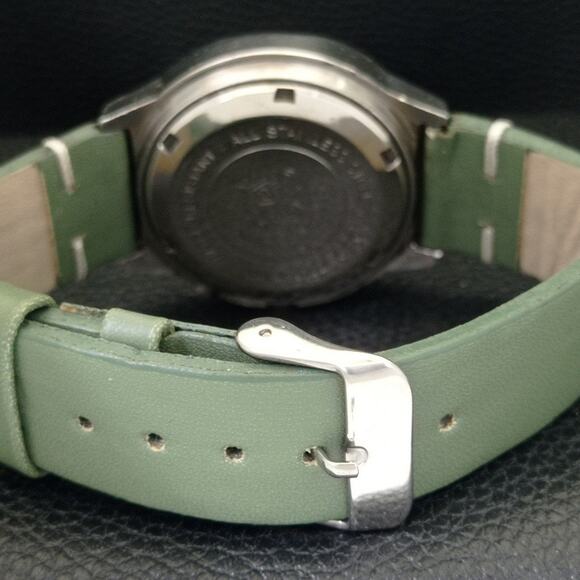 Vintage 1991 Orient Automatic Mens Silver Watch W/daydate & Green accents - Picture 2 of 10